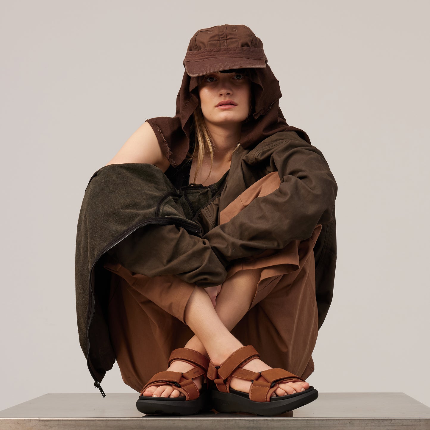 SCHON NUBUCK TECH SANDAL Sienna